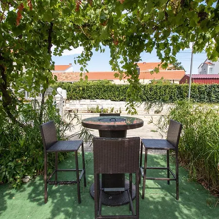2 Bedroom Awesome In Zadar