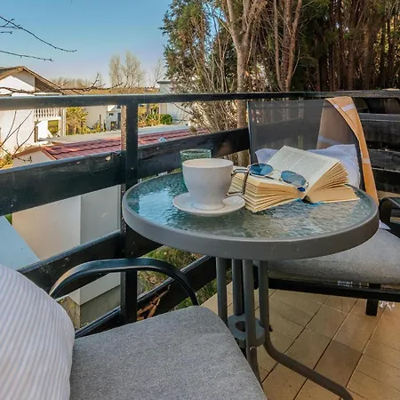 Apartment 2 Bedroom Awesome In Nin